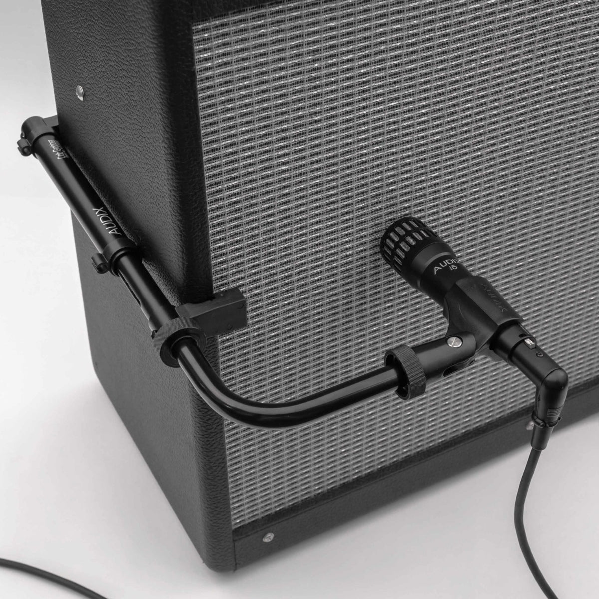 Audix Guitar Amplifier Microphone Holder CabGrabber - on product