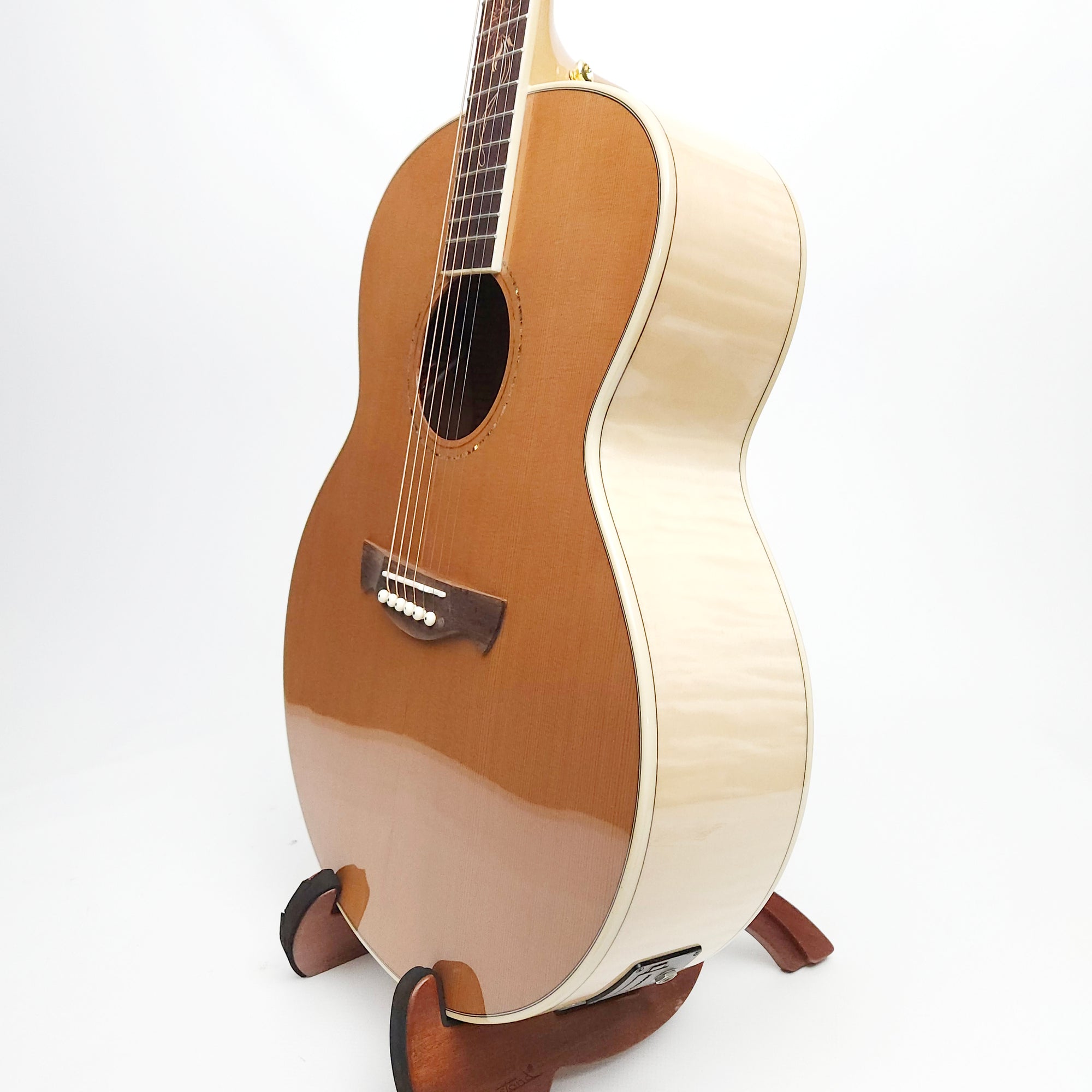 Tagima FS 650 EQ-NT Acoustic Electric Jumbo Guitar