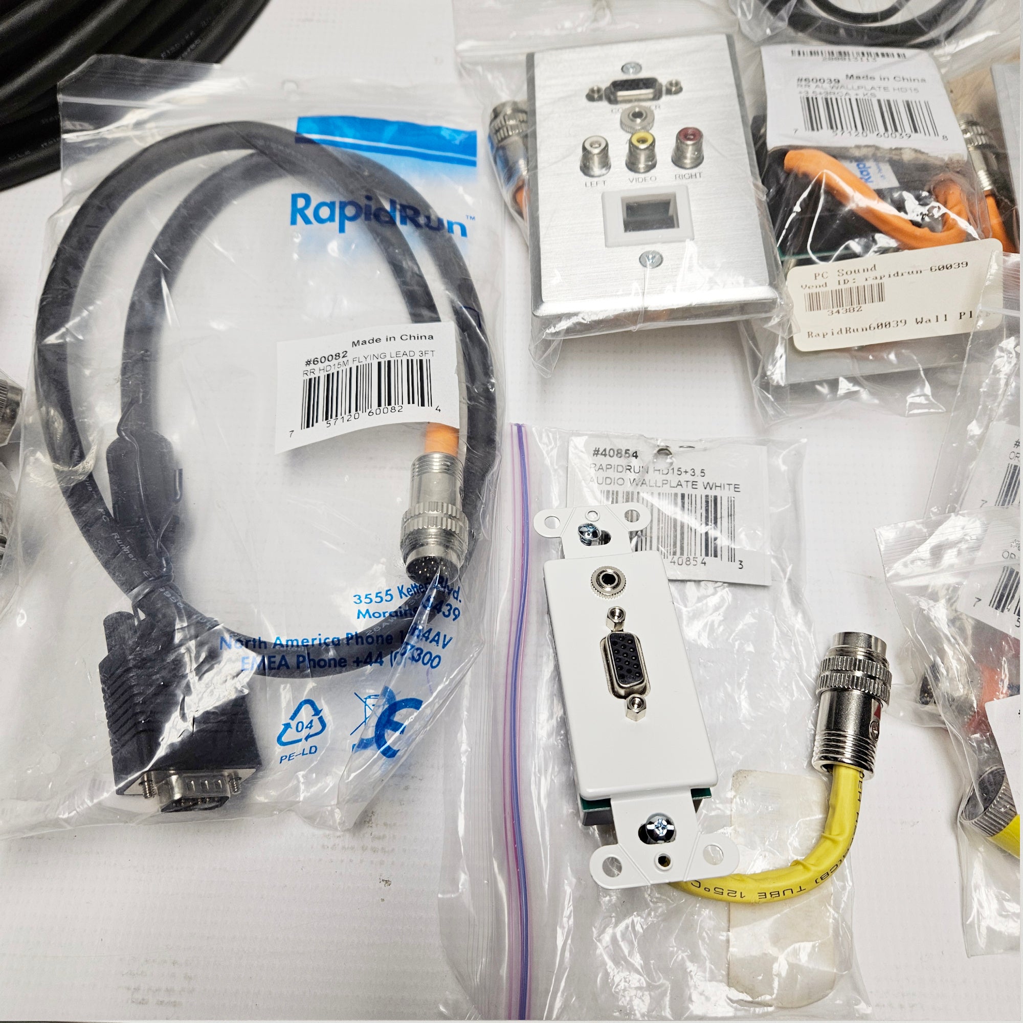 C2G RapidRun VGA 3.5 RCA HD15 Runner & Flying Lead Cable Bundle