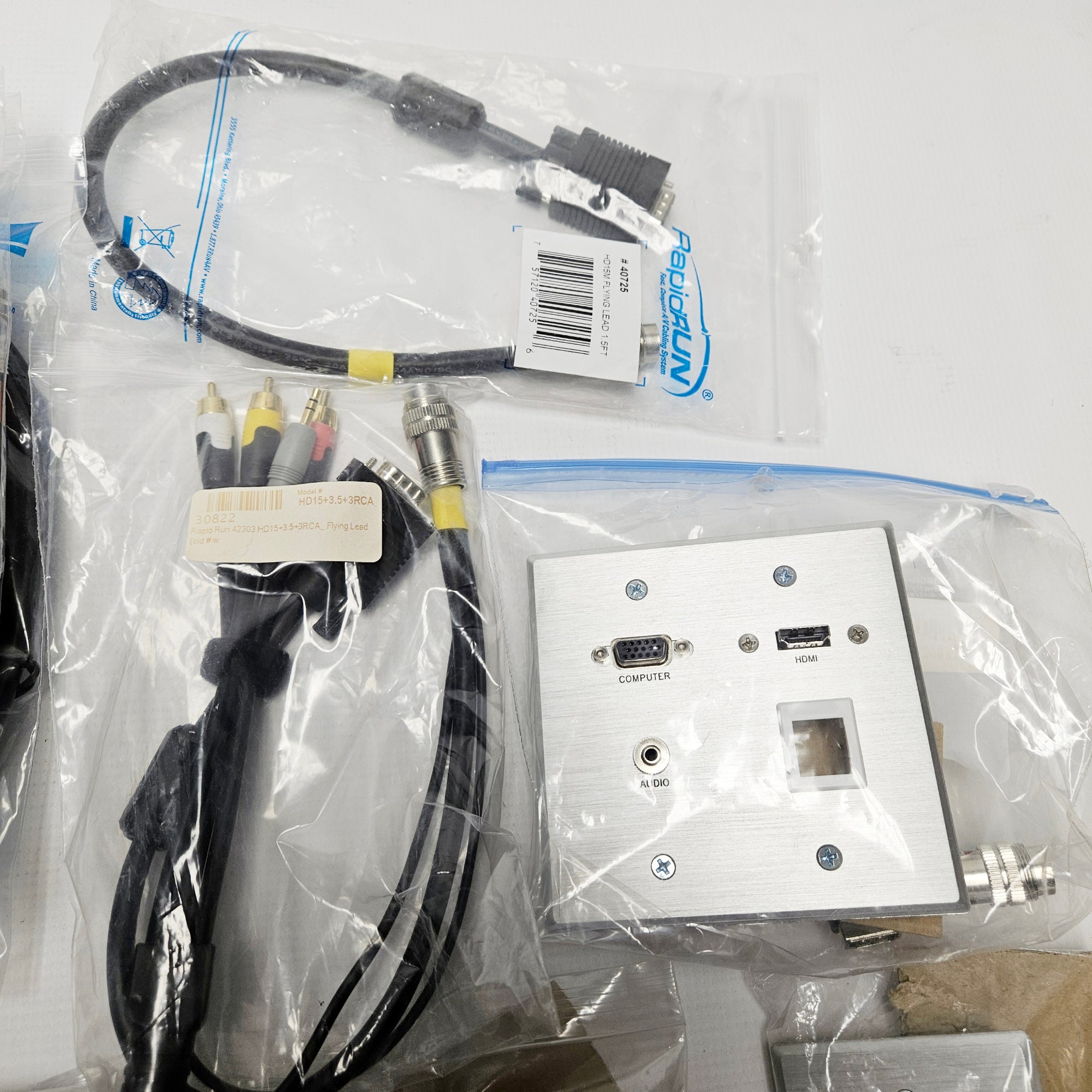 C2G RapidRun VGA 3.5 RCA HD15 Runner & Flying Lead Cable Bundle
