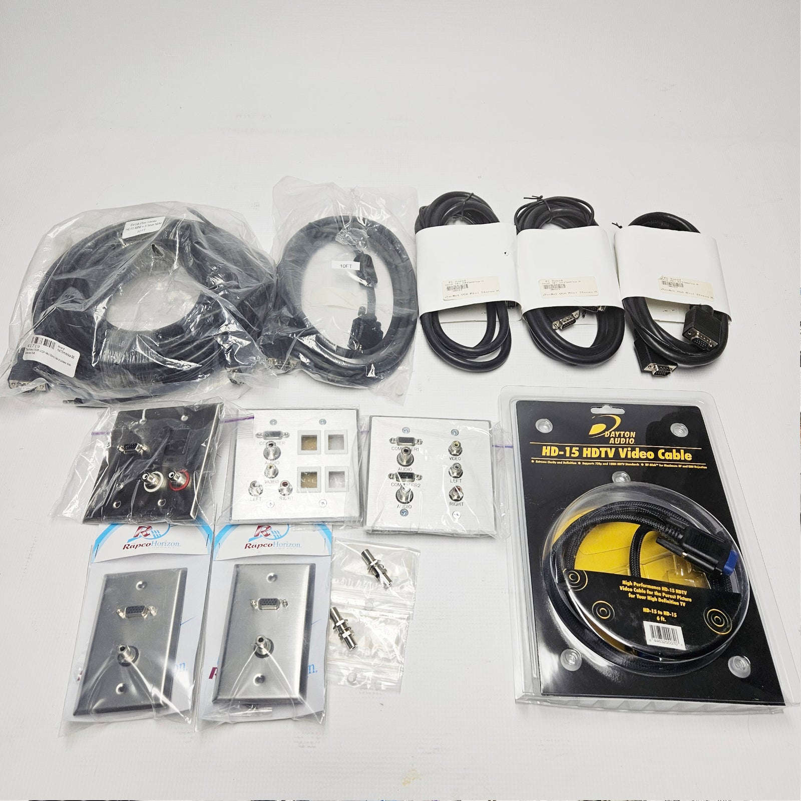 C2G RapcoHorizon Dayton Audio VGA HD15 3.5 Composite RCA Cable Wall Plate Bundle