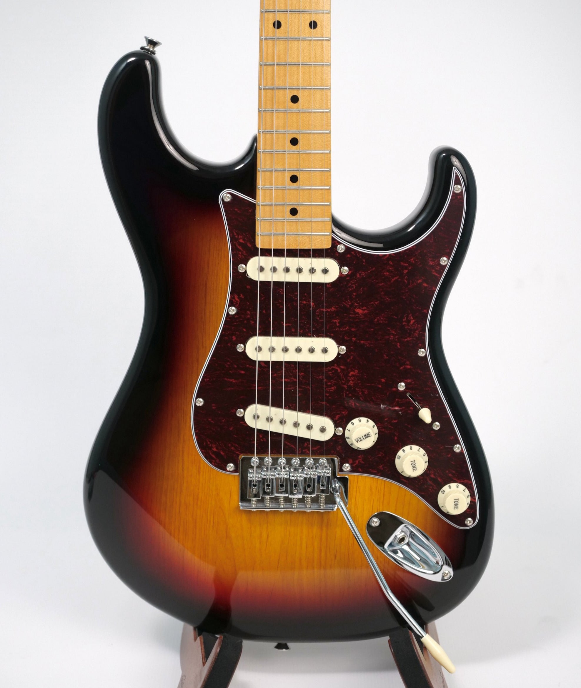 Tagima TG-530 Strat-Style Electric Guitar - Sunburst TG-530-SB-LF/TT Body Front