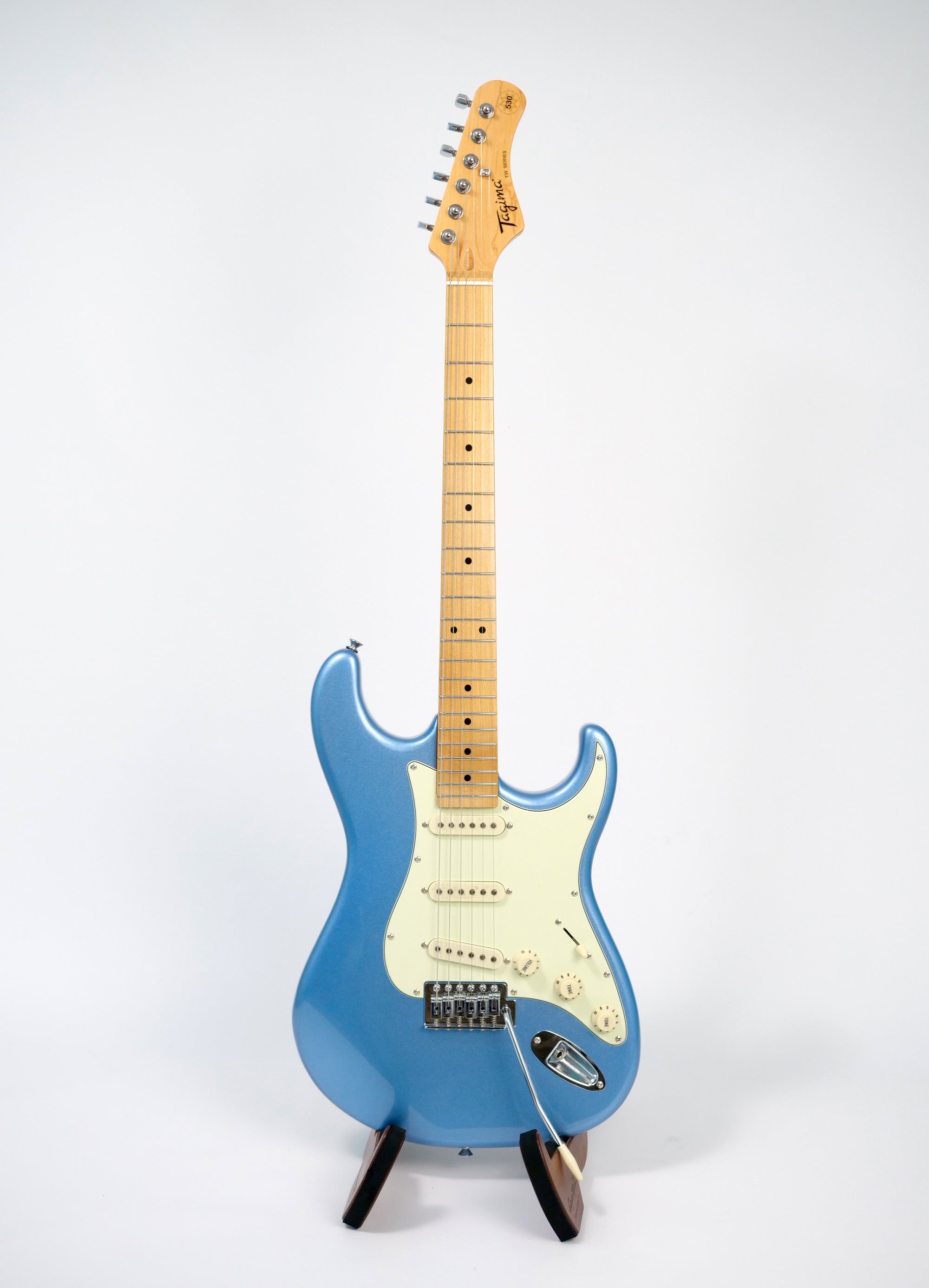 Tagima TG-530 Strat-Style Electric Guitar - Lake Placid Blue TG-530-LPB-LF/MG Front